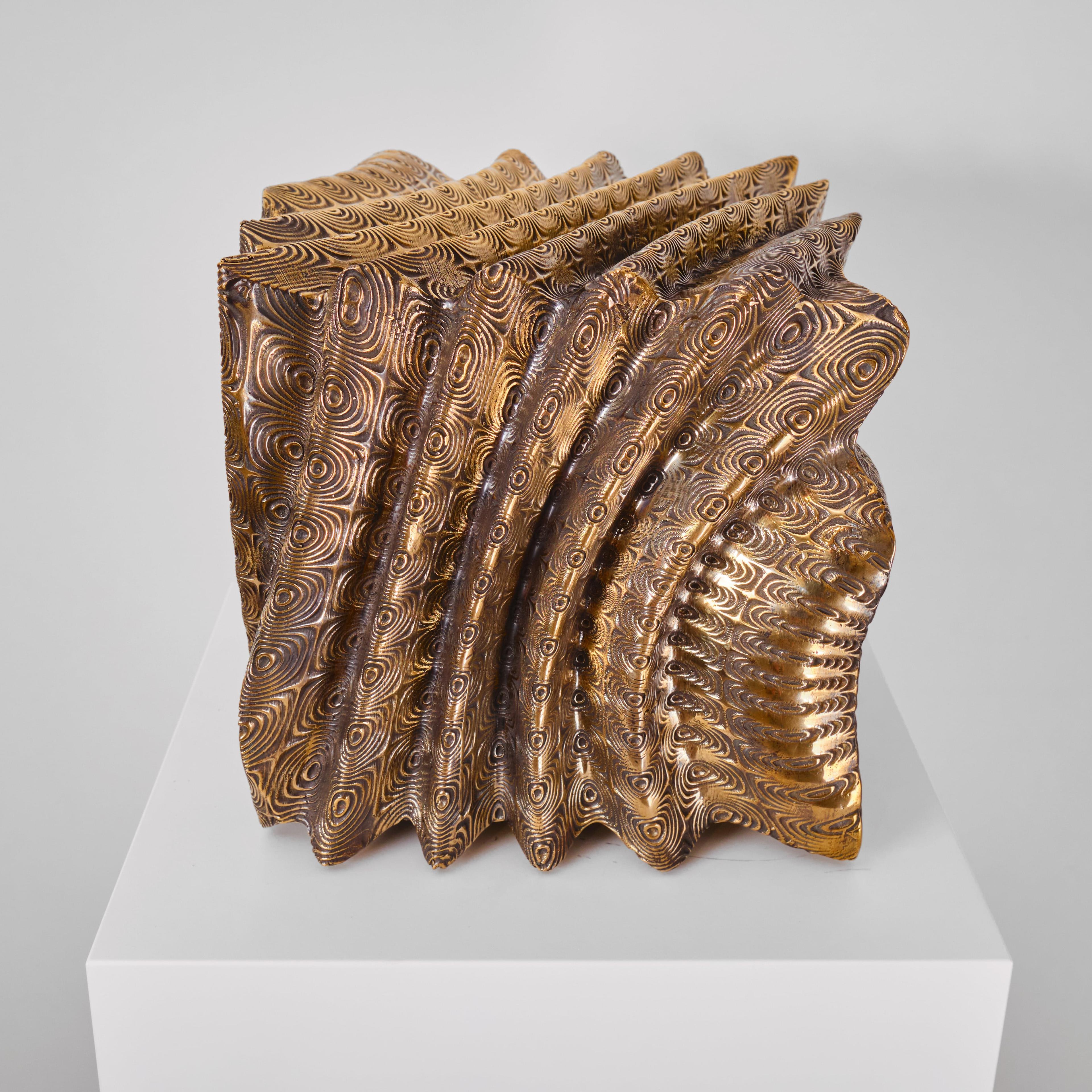 Куб с вълни