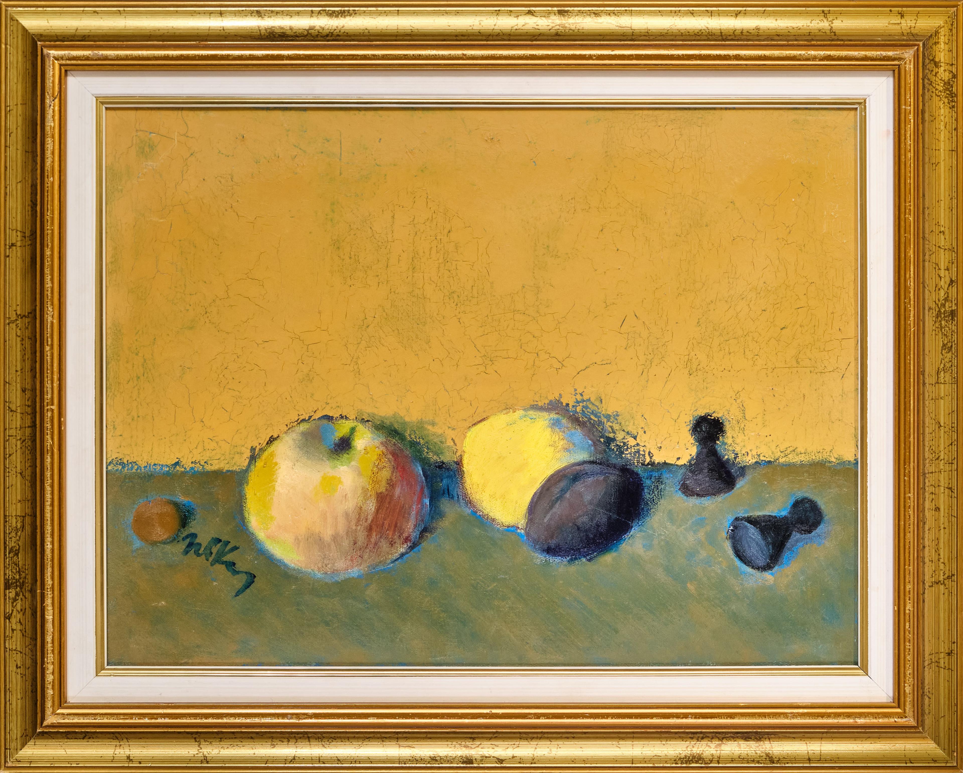 Натюрморт с ябълки и сини сливи