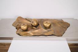 Три ябълки thumbnail 1