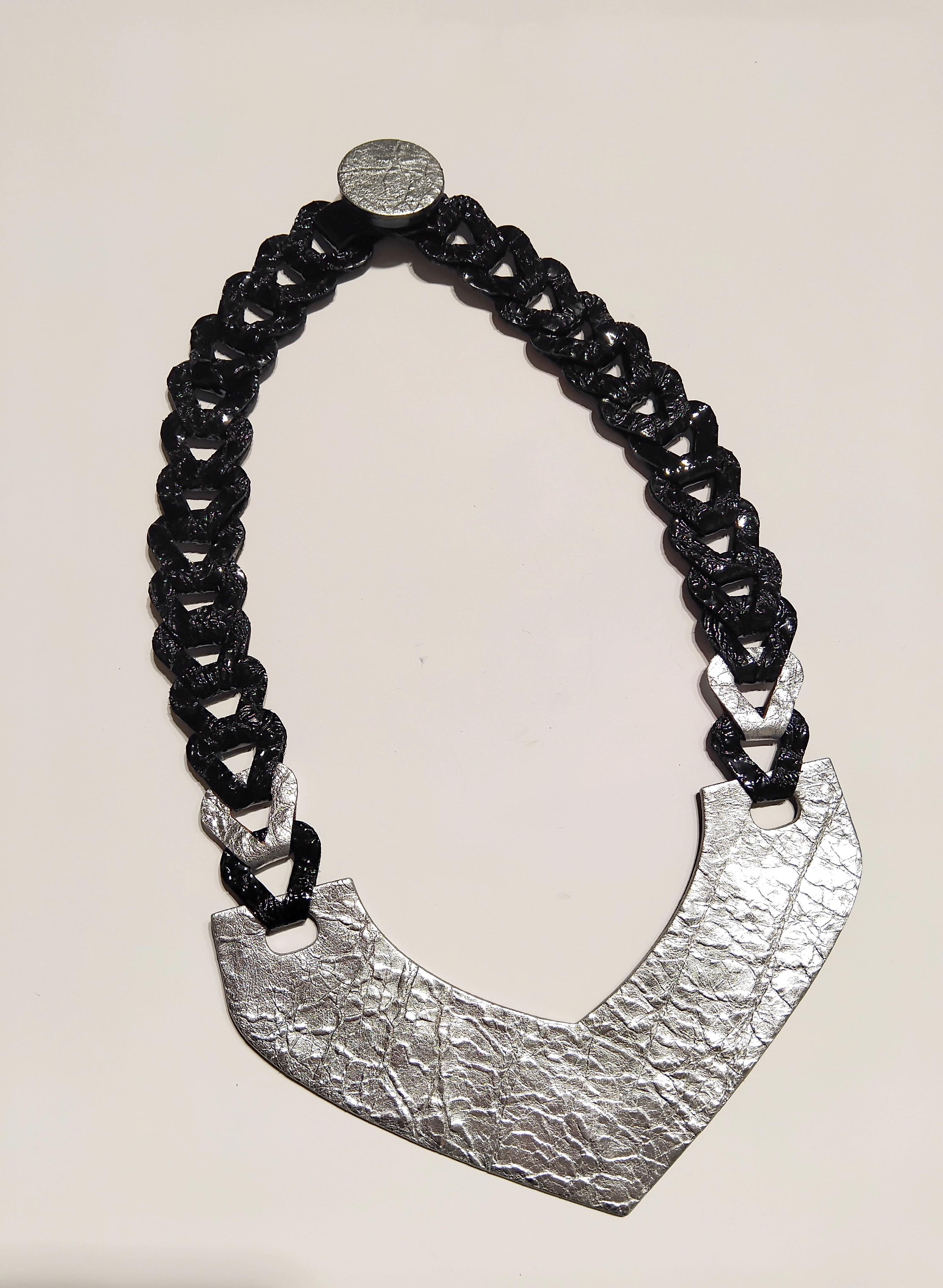 Сребристо колие III