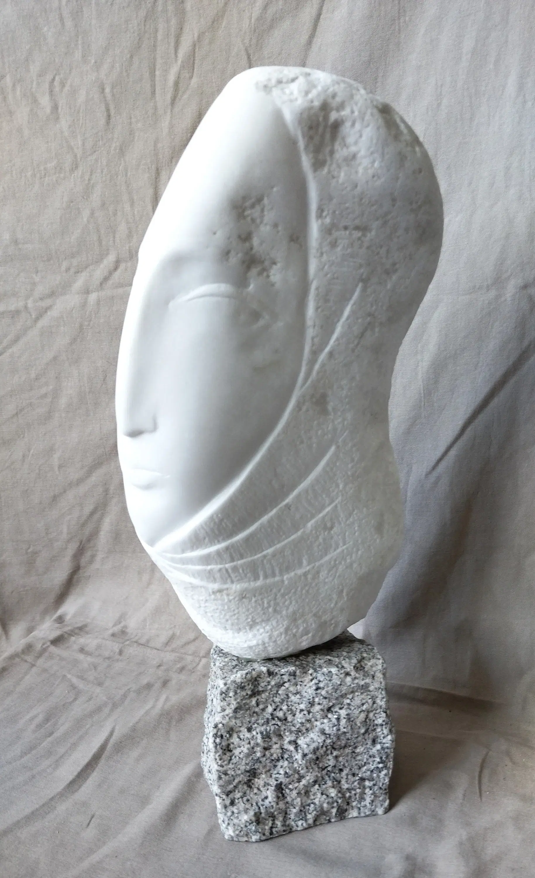 Жена, Р. Митев