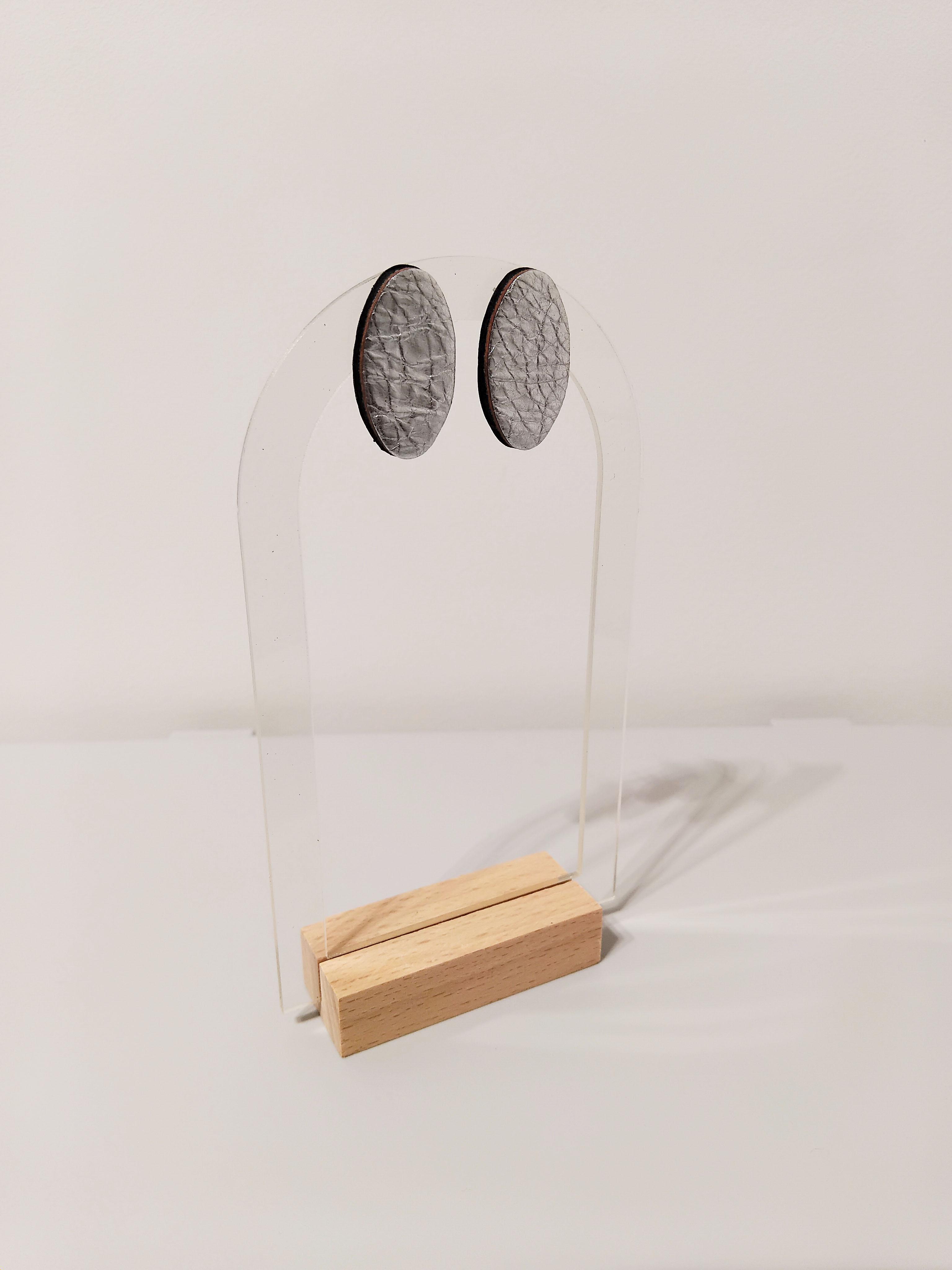 Сребрист комплект - обеци III